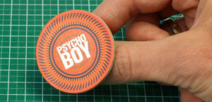 Ökobuttons aus Pappe basteln fertig