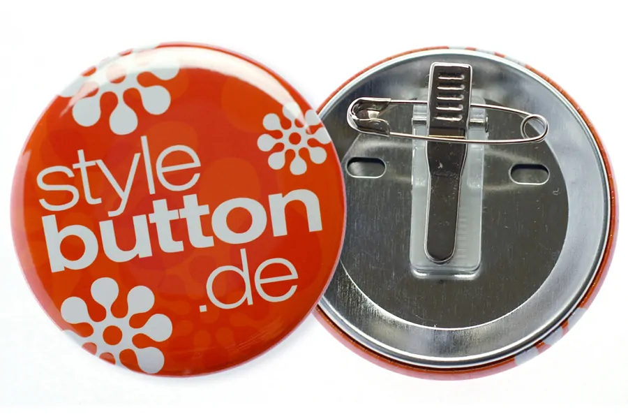 56 mm Button mit Kombiclip