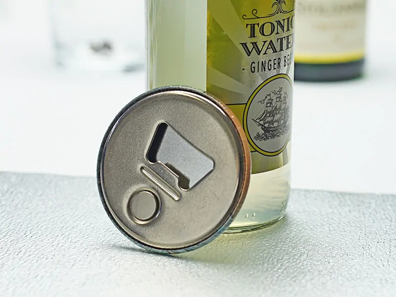 Flaschenöffner mit Magnet bedrucken lassen: ideal für Bars oder einen JGA