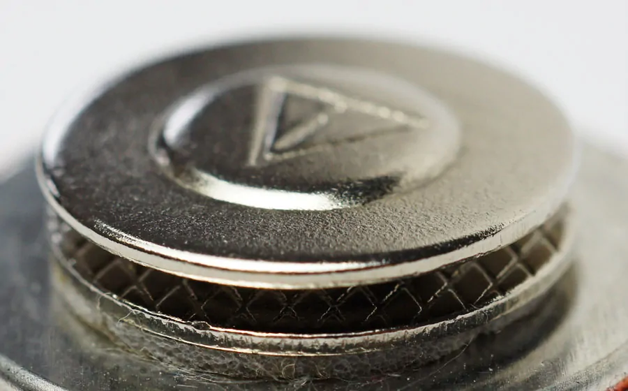 Kleidungsmagnet klein zur sicheren Befestigung