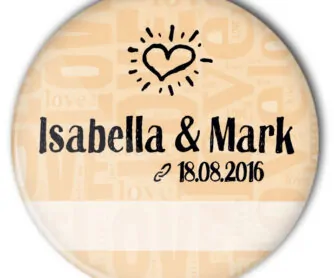 Hochzeitbutton Love'n'Heart: apricotfarben mit Namen und Datum individualisiert und Beschriftungsstreifen