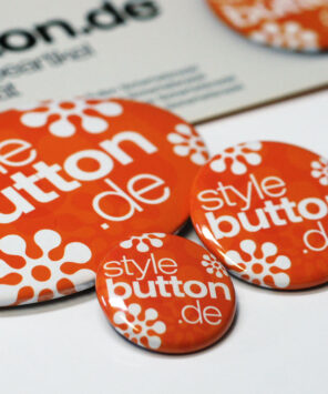 unser kleines Musterset mit Buttons ist kostenlos