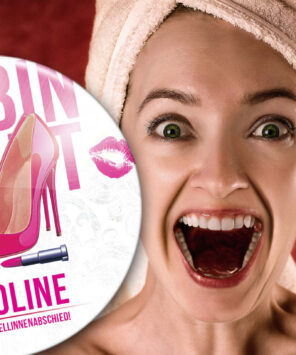 BRaut freut sich über personalisierten JGA Button #22