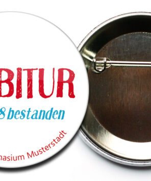 Abi Button 4 mit Sicherheitsnadel und Aufdruck des Gymnasiums