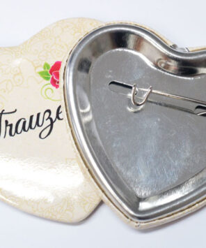 Trauzeugebutton mit Sicherheitsnadel