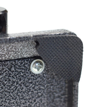 Gummifüsse an der Stanze verhindern ein wegrutschen