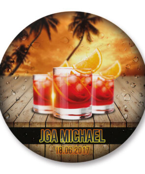 großer Anstecker mit Cocktail zum Junggesellenabschied mit Name individuelisiert