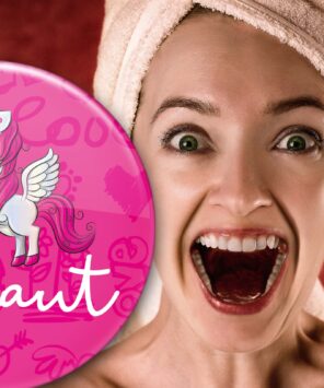 überrasche die Braut mit diesem tollen JGA Button: Einhorn