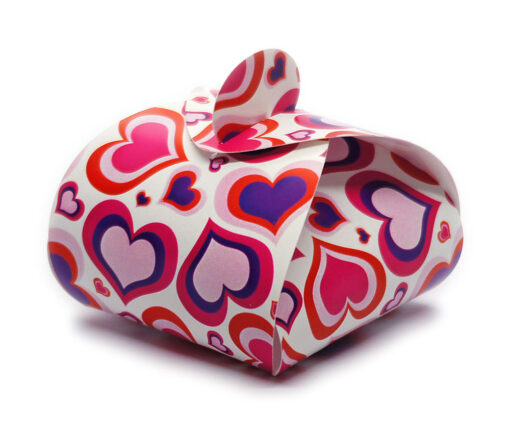Faltschachtel Valentin 1 für kleine Geschenke: weißer Hintergrund, rote Herzchen