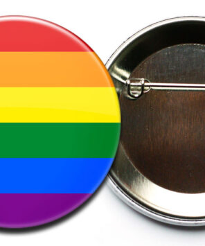 gestreifter LGBTIQ+ Button mit Sicherheitsnadel