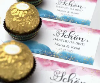 Pralinen schick verpackt: Pralinenkarten als individuelles Gastgeschenk